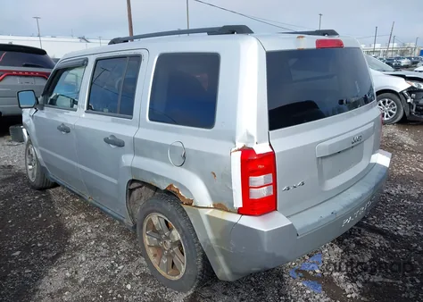 2008 Jeep Patriot Sport from USA, damaged, VIN 1J8FF28W78D749498